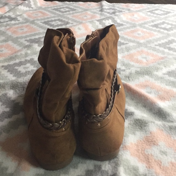 Girls ankle booties size 5. Zip up - Picture 6 of 7
